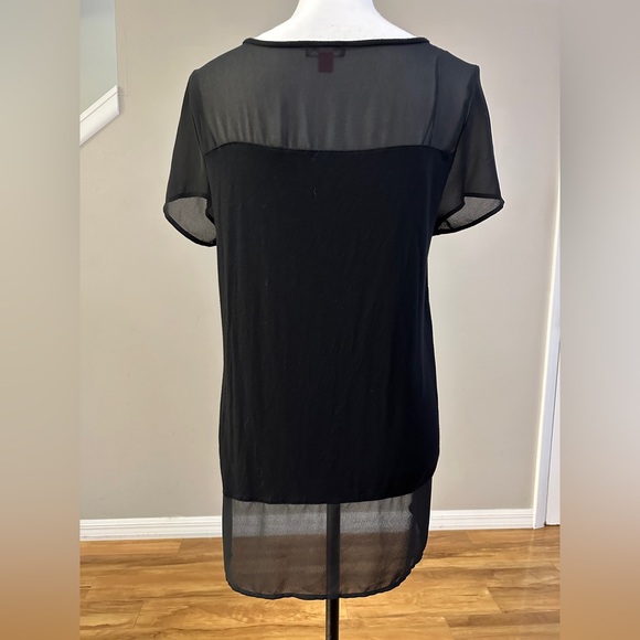 Vince Camuto Tunic Top - Picture 2 of 7